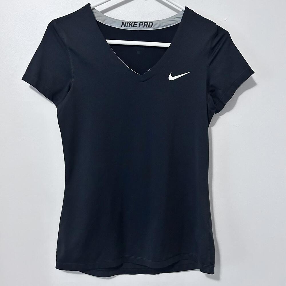 Nike Pro‎ Black v-neck shirt Women's size M